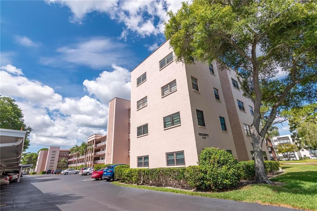 For Sale: $174,500 (2 beds, 2 baths, 1135 Square Feet)