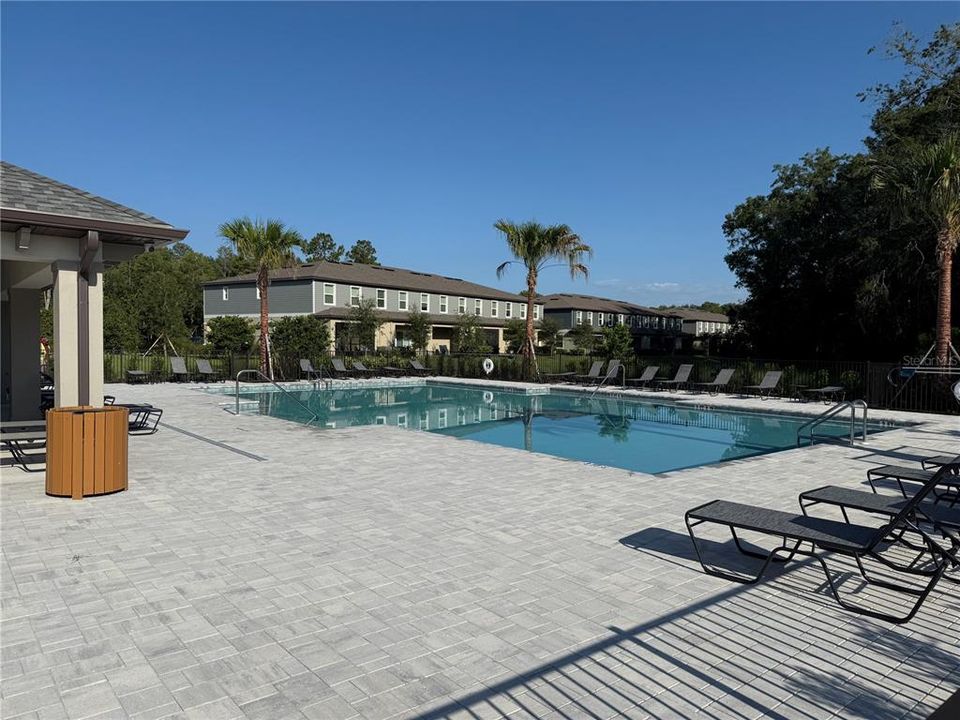 For Rent: $2,000 (3 beds, 2 baths, 1667 Square Feet)