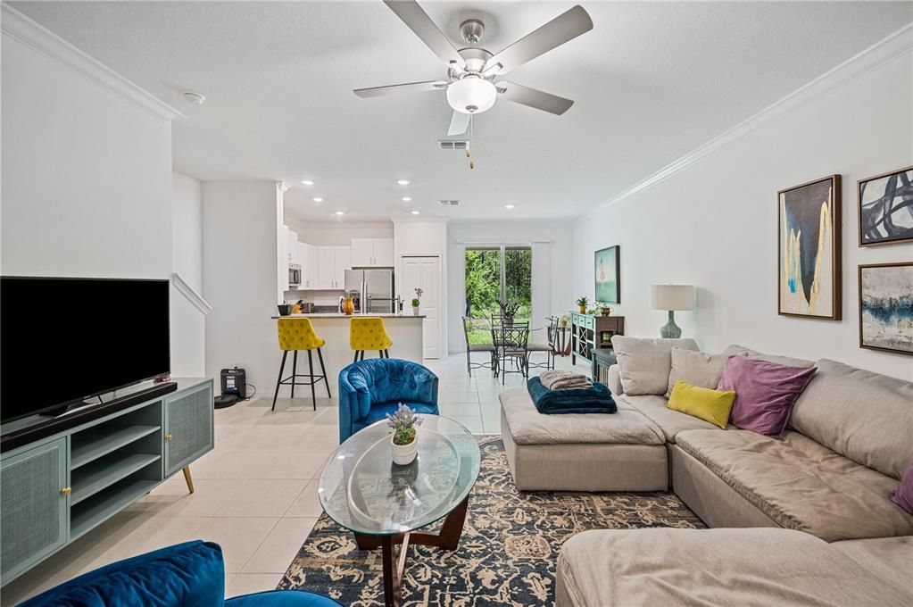 For Rent: $2,000 (3 beds, 2 baths, 1667 Square Feet)