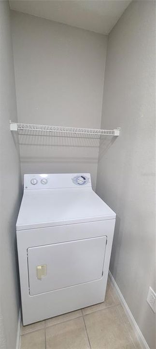 Active With Contract: $219,000 (2 beds, 2 baths, 1006 Square Feet)