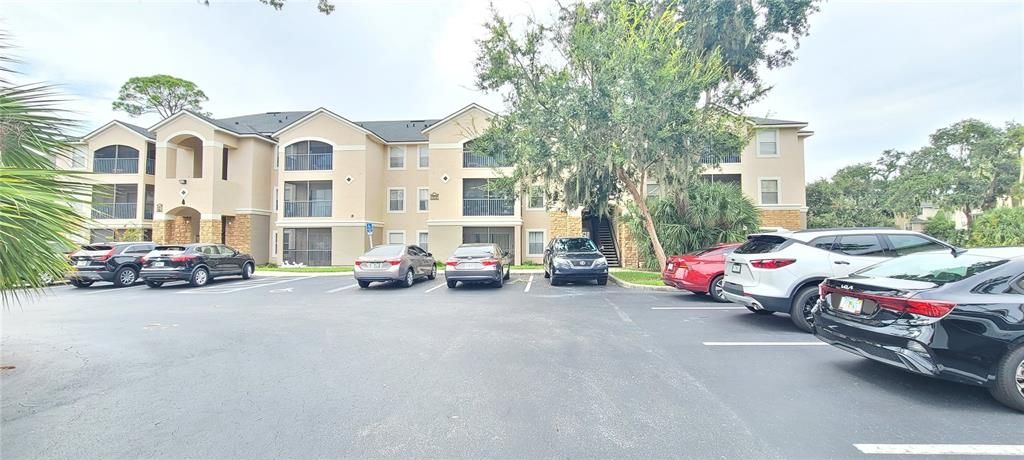 Active With Contract: $219,000 (2 beds, 2 baths, 1006 Square Feet)