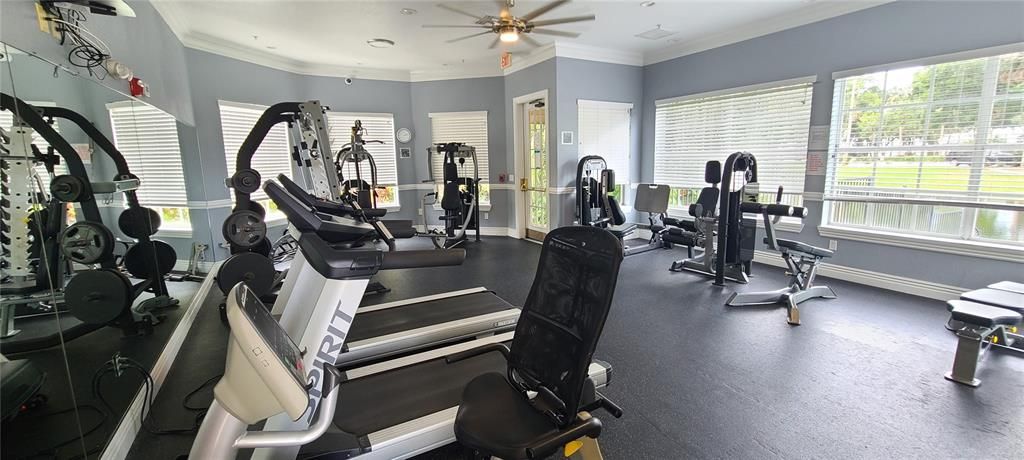 Active With Contract: $219,000 (2 beds, 2 baths, 1006 Square Feet)