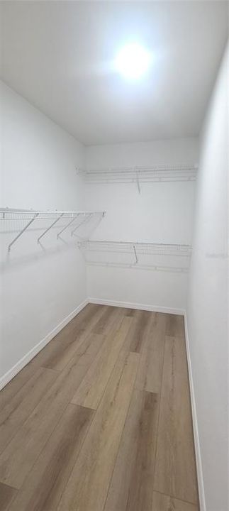 Active With Contract: $219,000 (2 beds, 2 baths, 1006 Square Feet)