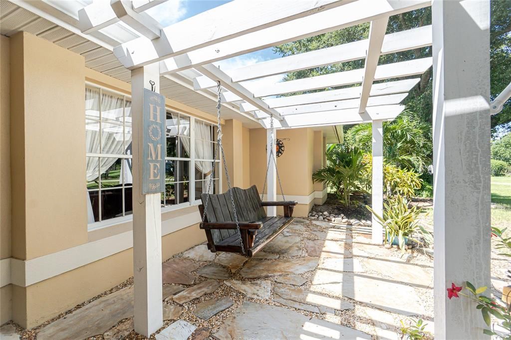 На продажу: $535,000 (3 спален, 2 ванн, 1604 Квадратных фут)