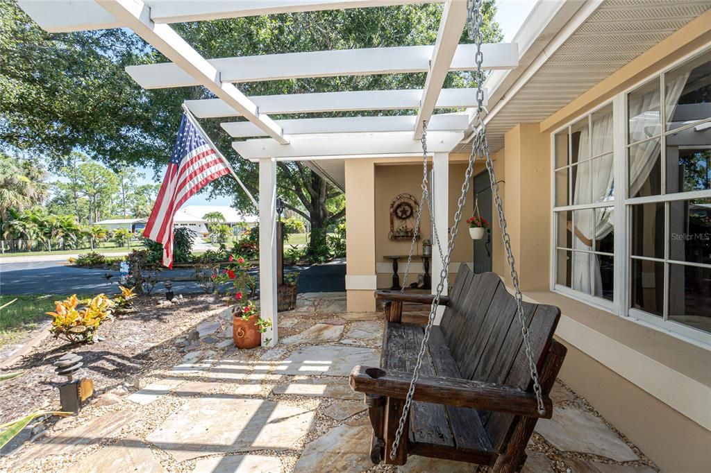 На продажу: $535,000 (3 спален, 2 ванн, 1604 Квадратных фут)