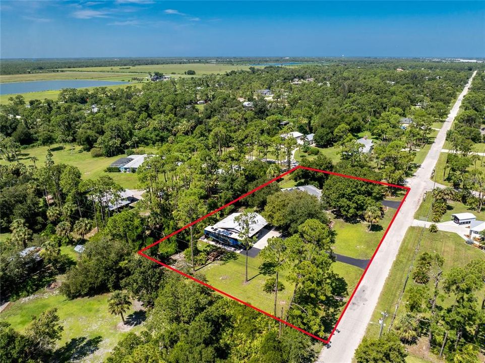 На продажу: $535,000 (3 спален, 2 ванн, 1604 Квадратных фут)