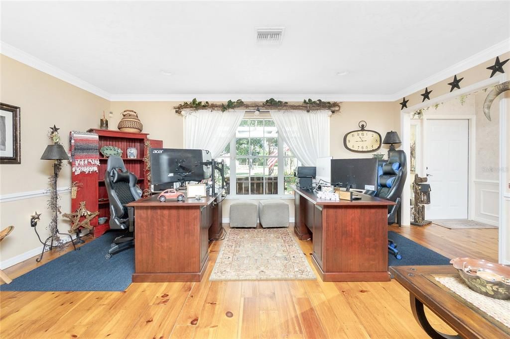 На продажу: $535,000 (3 спален, 2 ванн, 1604 Квадратных фут)