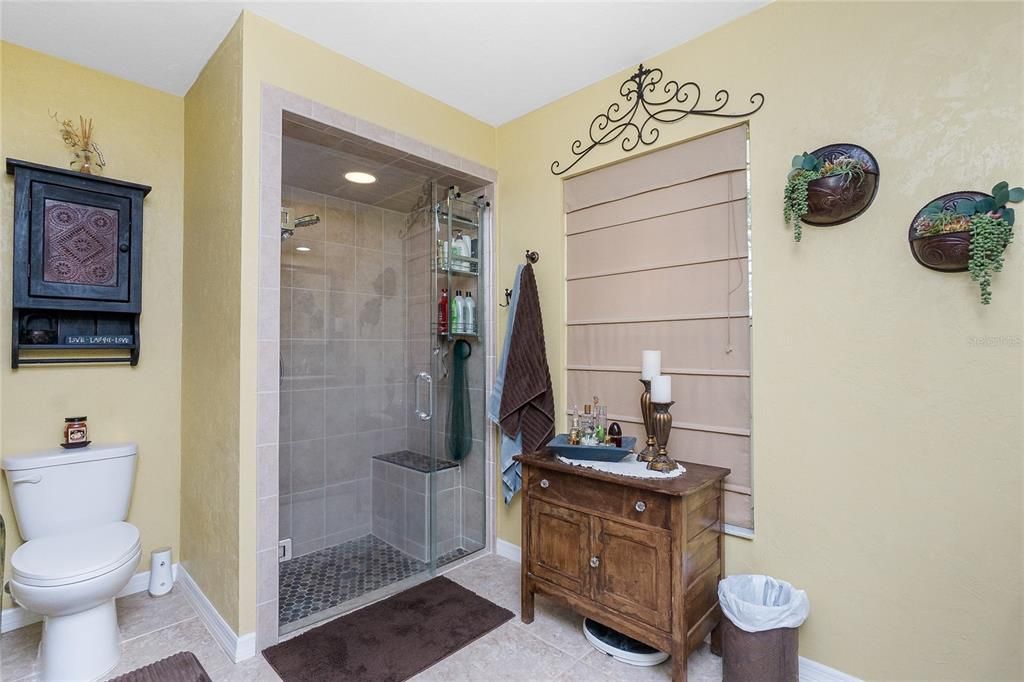 На продажу: $535,000 (3 спален, 2 ванн, 1604 Квадратных фут)