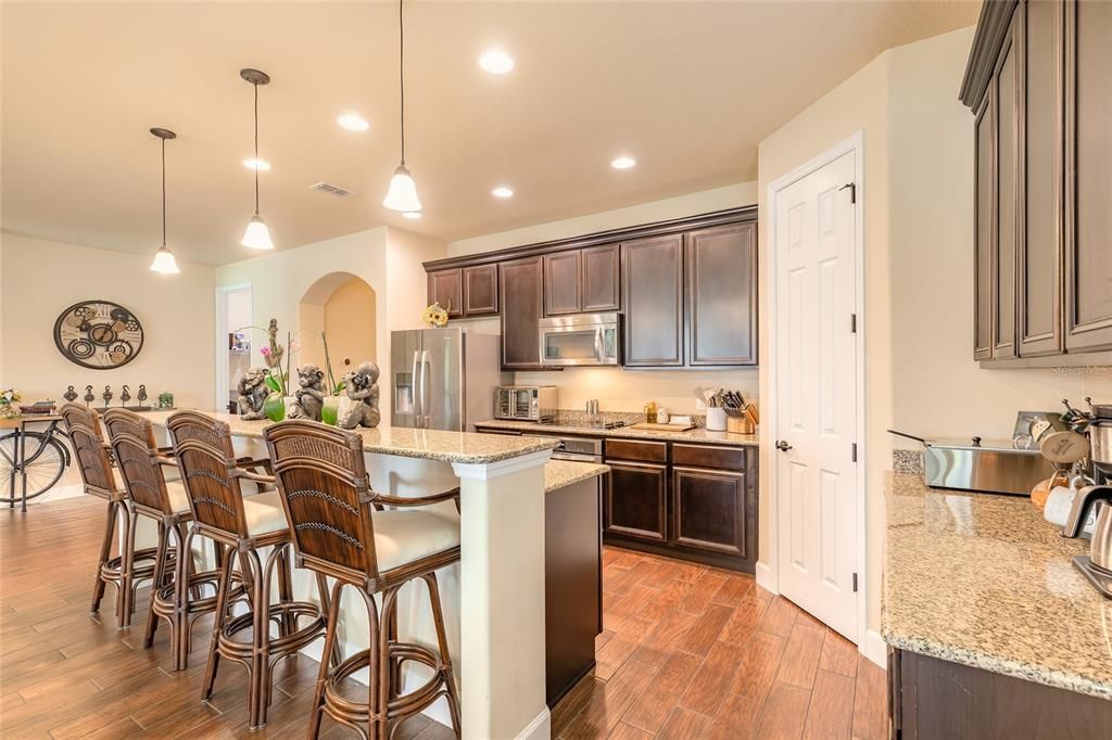 待售: $499,999 (3 贝兹, 2 浴室, 1866 平方英尺)