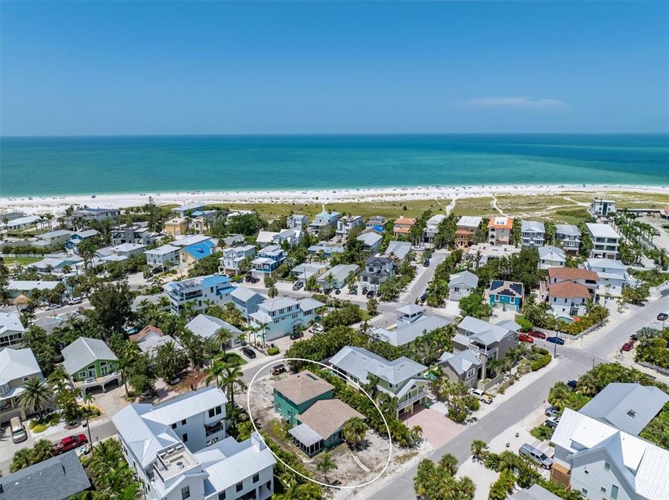 For Sale: $1,595,000 (4 beds, 3 baths, 1933 Square Feet)