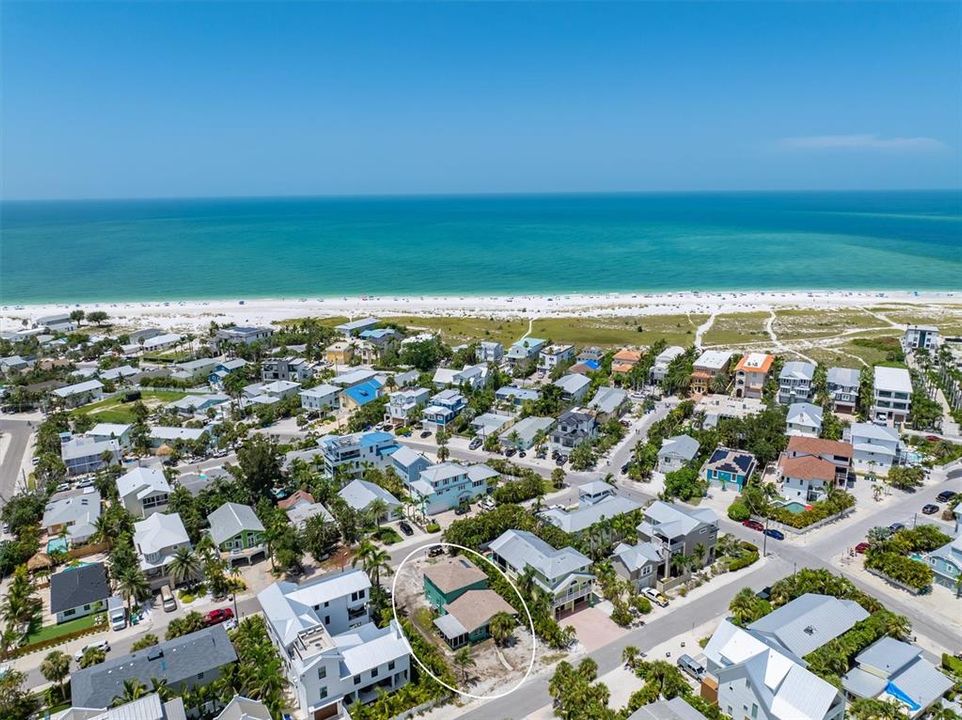 For Sale: $1,595,000 (4 beds, 3 baths, 1933 Square Feet)