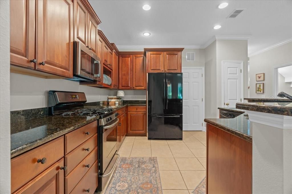 For Sale: $617,000 (4 beds, 2 baths, 3059 Square Feet)