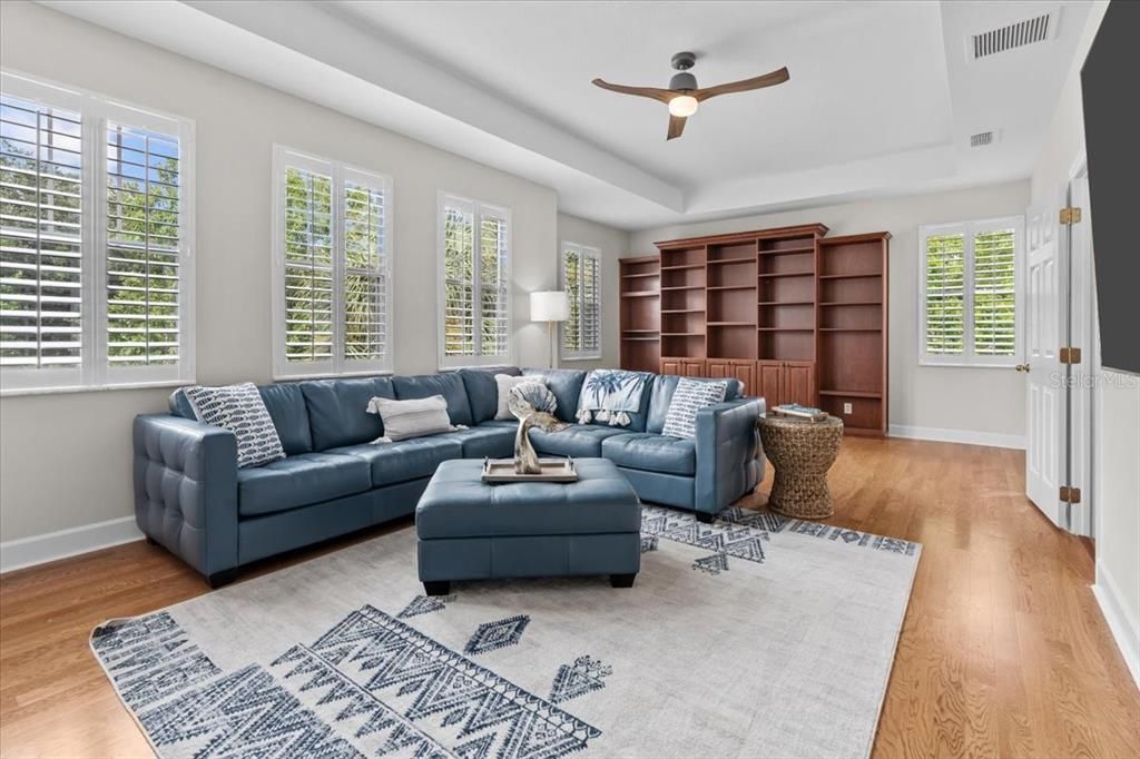 For Sale: $617,000 (4 beds, 2 baths, 3059 Square Feet)