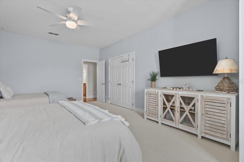 For Sale: $617,000 (4 beds, 2 baths, 3059 Square Feet)