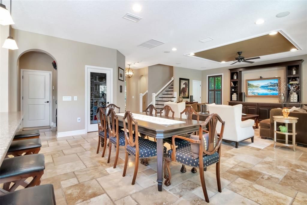 For Sale: $750,000 (4 beds, 3 baths, 3282 Square Feet)