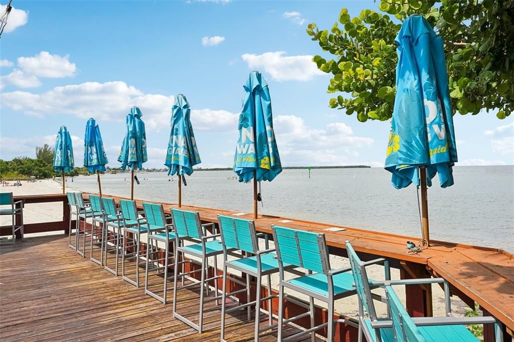 待售: $169,900 (1 贝兹, 1 浴室, 322 平方英尺)