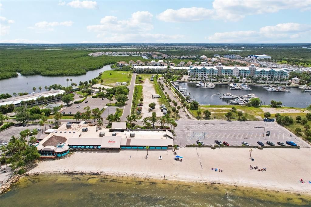 待售: $169,900 (1 贝兹, 1 浴室, 322 平方英尺)