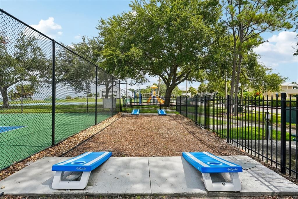 待售: $169,900 (1 贝兹, 1 浴室, 322 平方英尺)