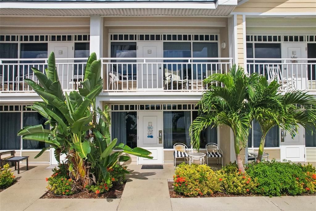 待售: $169,900 (1 贝兹, 1 浴室, 322 平方英尺)