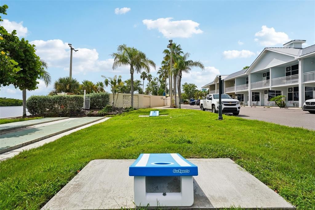 待售: $169,900 (1 贝兹, 1 浴室, 322 平方英尺)