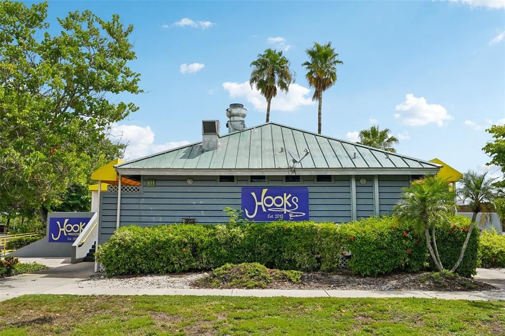 待售: $169,900 (1 贝兹, 1 浴室, 322 平方英尺)