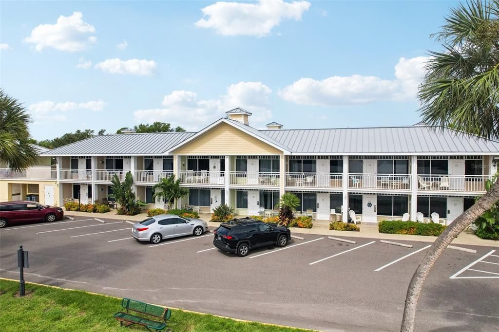 待售: $169,900 (1 贝兹, 1 浴室, 322 平方英尺)