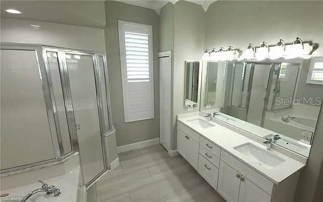 En Renta: $3,150 (4 camas, 3 baños, 2556 Pies cuadrados)