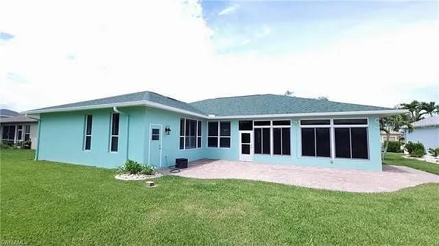 En Renta: $3,150 (4 camas, 3 baños, 2556 Pies cuadrados)