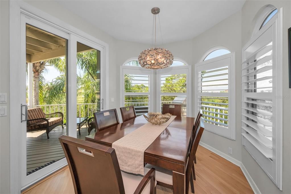 待售: $1,299,000 (4 贝兹, 3 浴室, 3723 平方英尺)