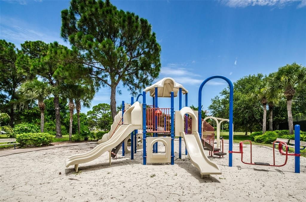 待售: $1,299,000 (4 贝兹, 3 浴室, 3723 平方英尺)