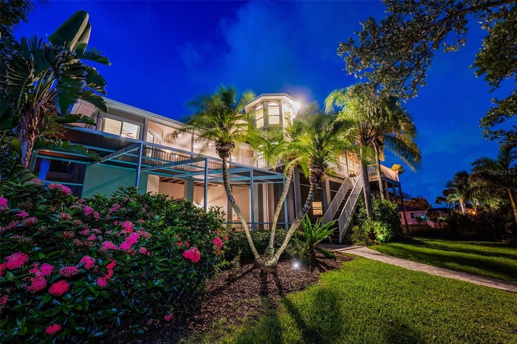 待售: $1,299,000 (4 贝兹, 3 浴室, 3723 平方英尺)