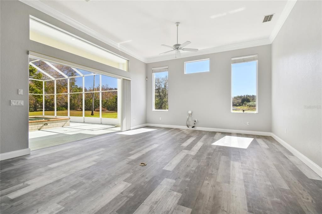 En Venta: $898,898 (3 camas, 3 baños, 3578 Pies cuadrados)