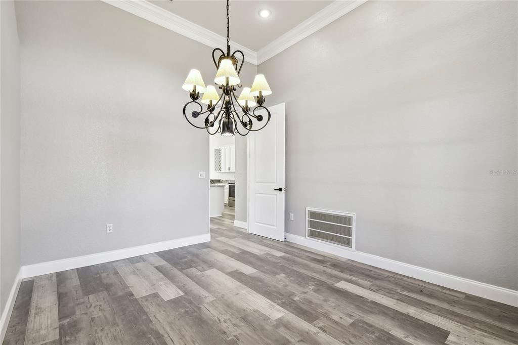 En Venta: $898,898 (3 camas, 3 baños, 3578 Pies cuadrados)