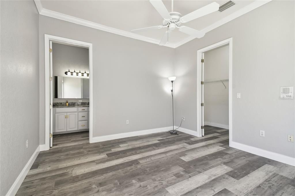 En Venta: $898,898 (3 camas, 3 baños, 3578 Pies cuadrados)