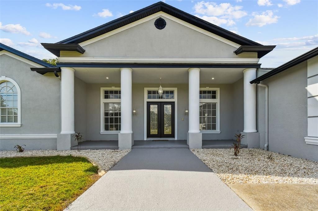 En Venta: $898,898 (3 camas, 3 baños, 3578 Pies cuadrados)