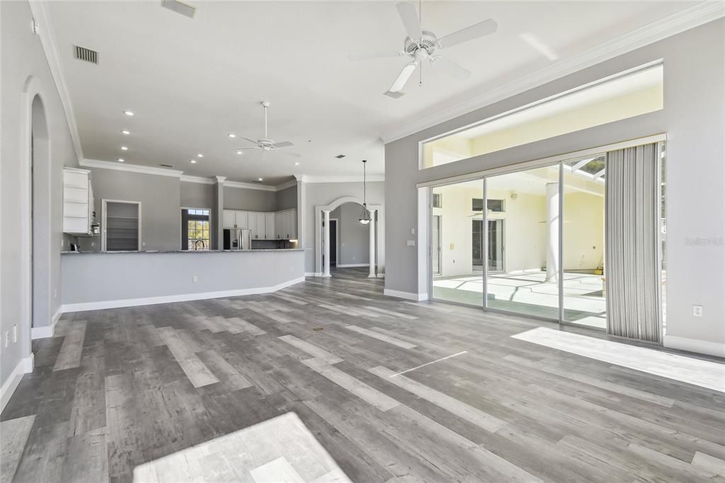 En Venta: $898,898 (3 camas, 3 baños, 3578 Pies cuadrados)