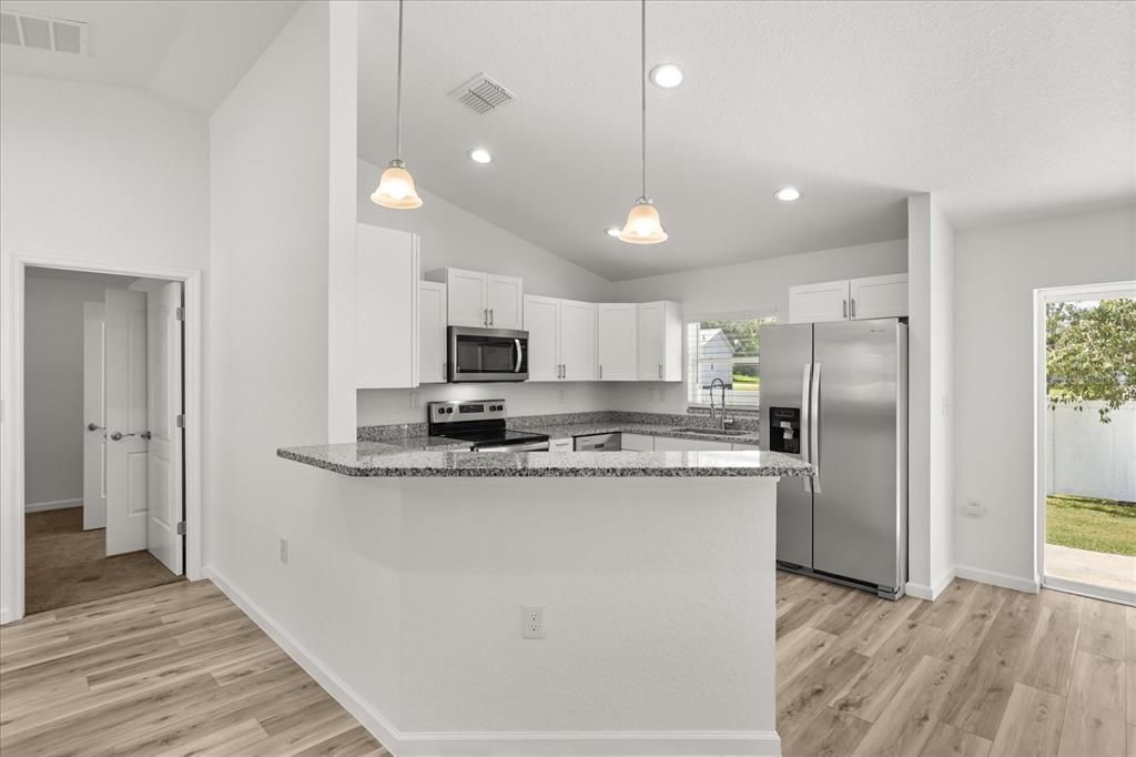 Active With Contract: $245,000 (3 beds, 2 baths, 1378 Square Feet)