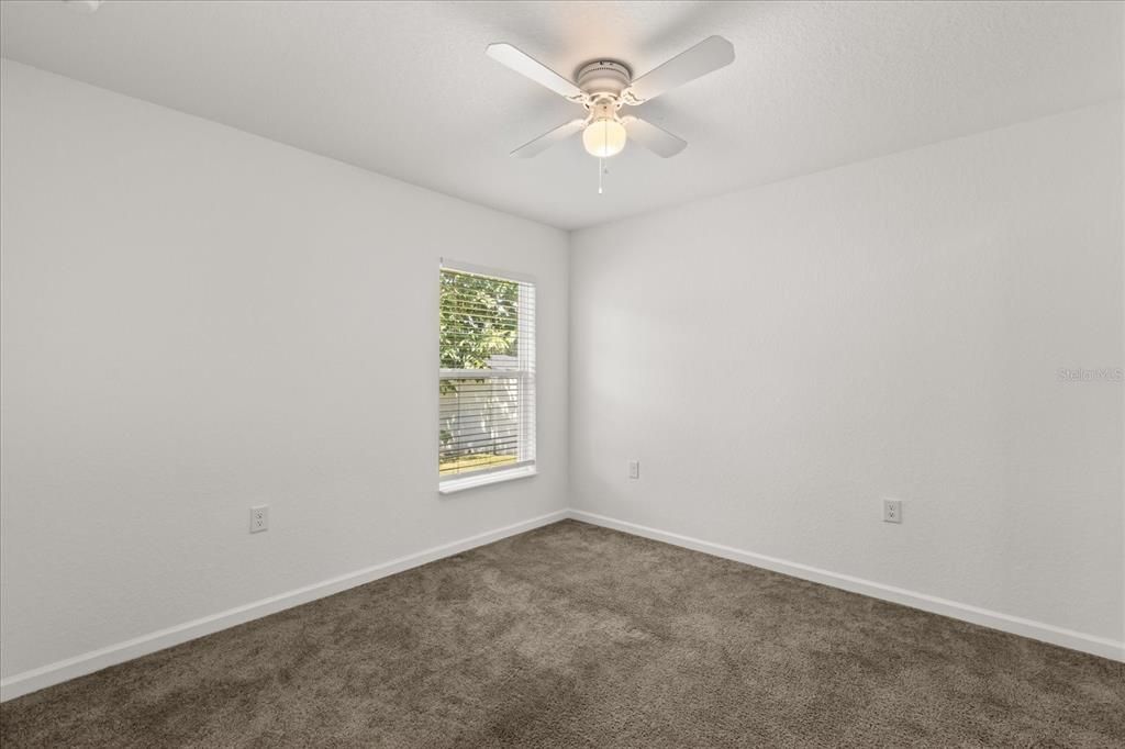 Active With Contract: $245,000 (3 beds, 2 baths, 1378 Square Feet)