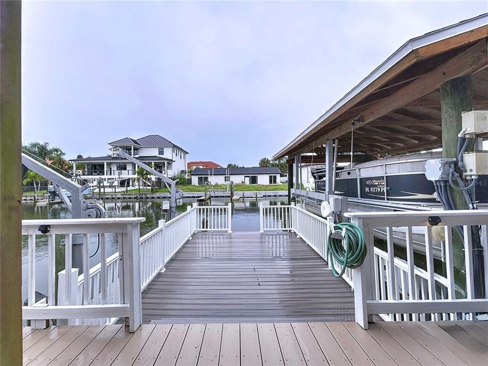 待售: $955,000 (3 贝兹, 3 浴室, 2332 平方英尺)