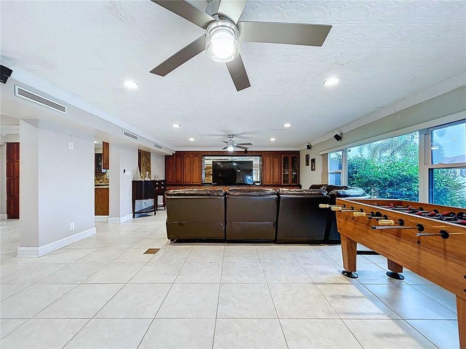 待售: $955,000 (3 贝兹, 3 浴室, 2332 平方英尺)