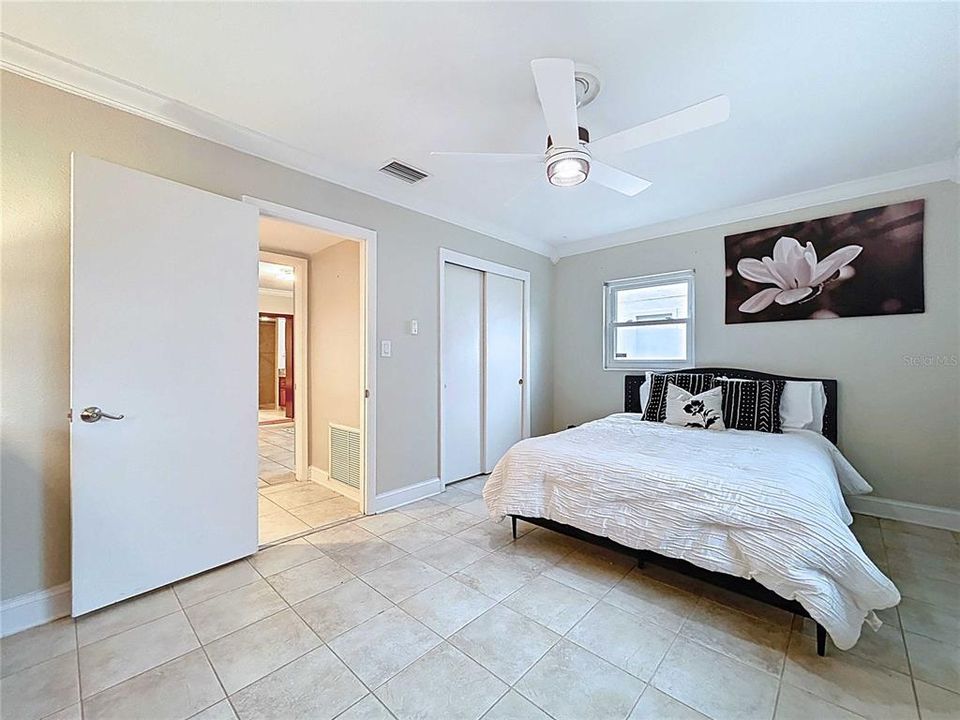 待售: $955,000 (3 贝兹, 3 浴室, 2332 平方英尺)