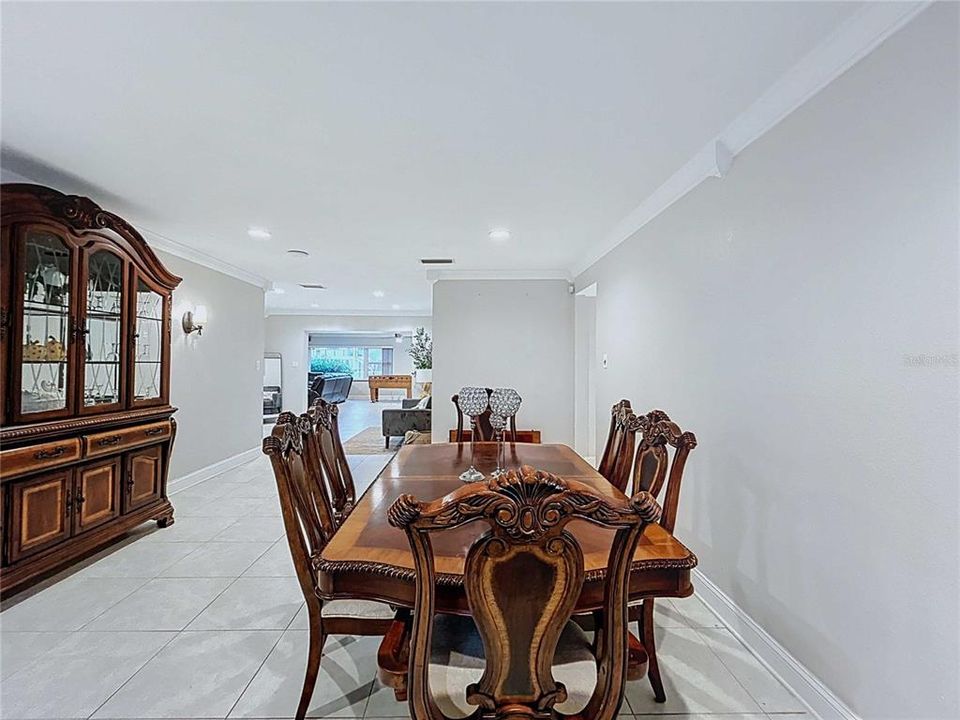 待售: $955,000 (3 贝兹, 3 浴室, 2332 平方英尺)