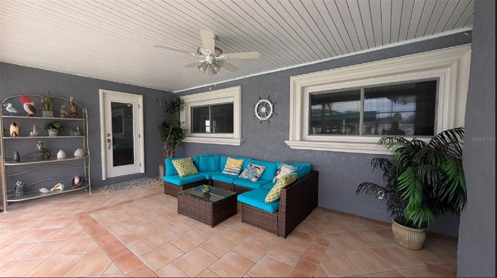 待售: $955,000 (3 贝兹, 3 浴室, 2332 平方英尺)