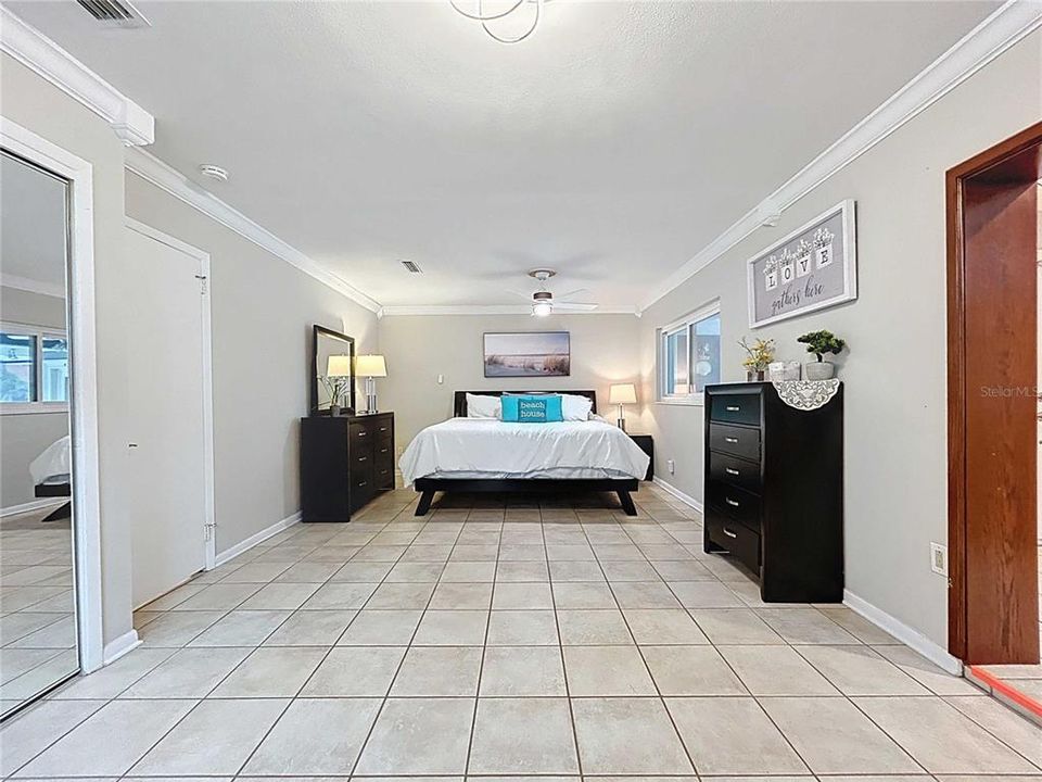 待售: $955,000 (3 贝兹, 3 浴室, 2332 平方英尺)