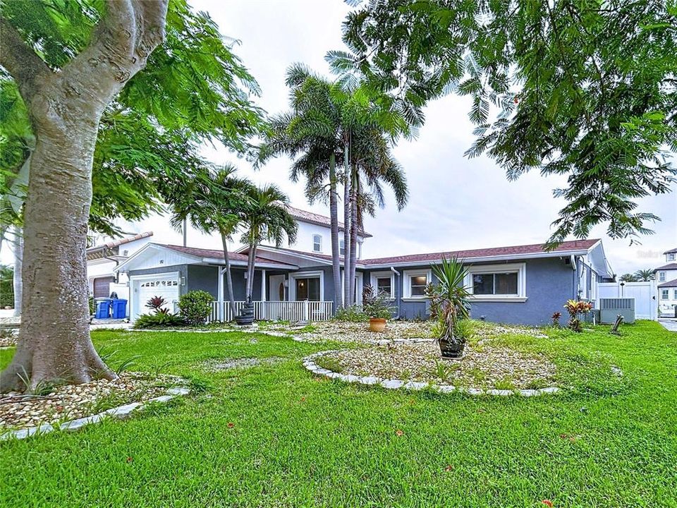 待售: $955,000 (3 贝兹, 3 浴室, 2332 平方英尺)