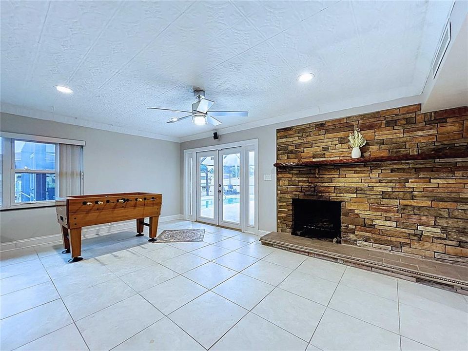 待售: $955,000 (3 贝兹, 3 浴室, 2332 平方英尺)