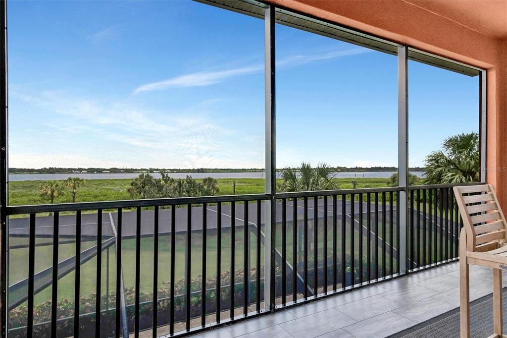 Active With Contract: $1,196,000 (4 beds, 4 baths, 3441 Square Feet)