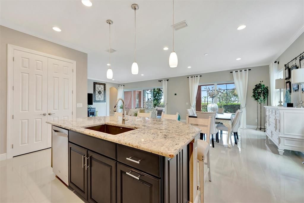 Active With Contract: $1,196,000 (4 beds, 4 baths, 3441 Square Feet)