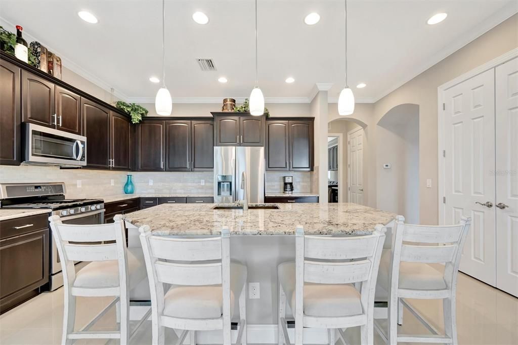 Active With Contract: $1,196,000 (4 beds, 4 baths, 3441 Square Feet)