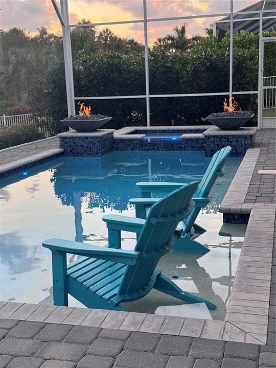 For Sale: $995,000 (3 beds, 3 baths, 2963 Square Feet)